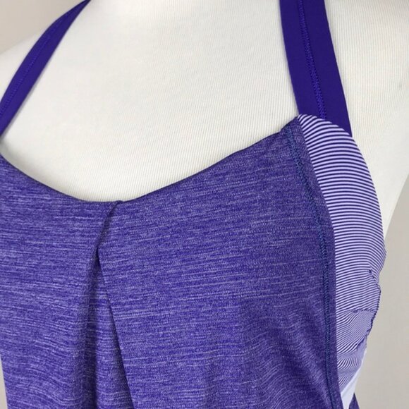 LULULEMON • Built-In Bra Racerback Top - Picture 2 of 6